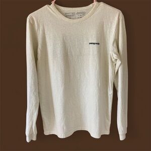 Patagonia Men's Long-Sleeved P-6 Logo Responsibili-Tee T Shirt Yellow Small GUC